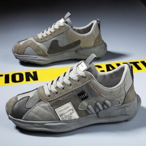 Retro Edge Sneakers